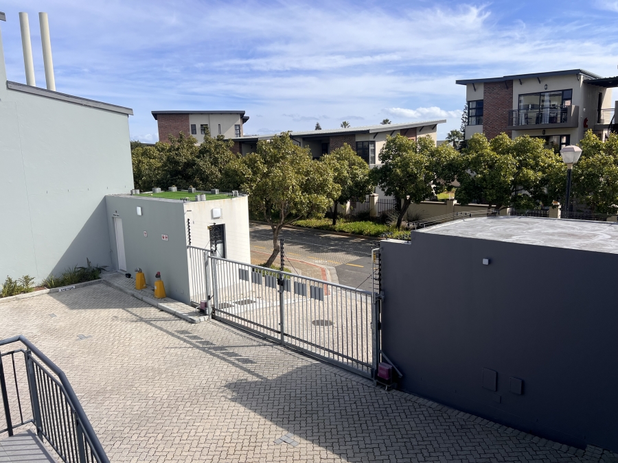 To Let 2 Bedroom Property for Rent in Royal Ascot Western Cape